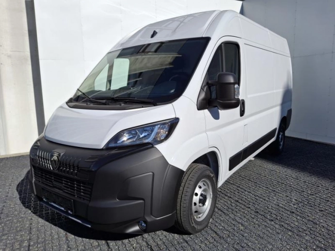 Peugeot Boxer Furgon 3300 L2H2 BlueHDi 140k | Camping City
