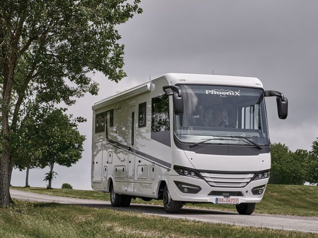 Další značky od CampingCity: Phoenix a Pilote