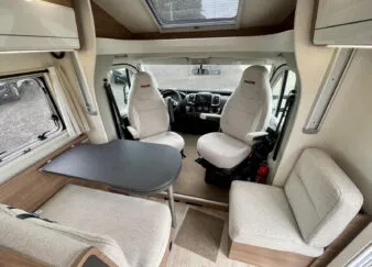 Pilote P696GJ Lille